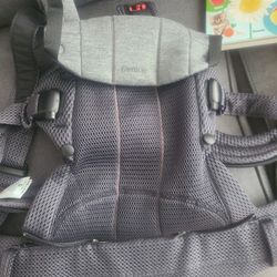 Baby Bjorn Carrier Air