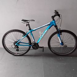 BICYCLE TREK 21 SPEED BRAND NEW 