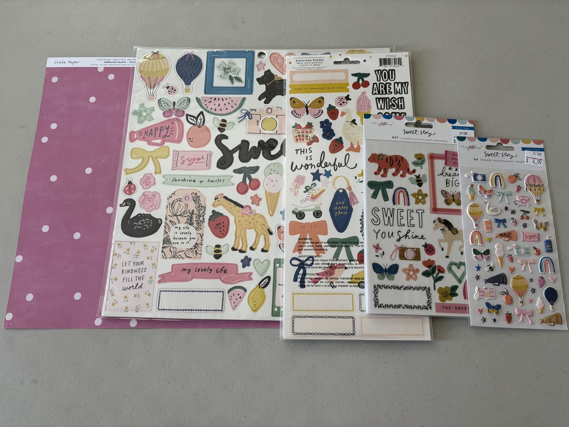 Scrapbooking Papers/Embellishments