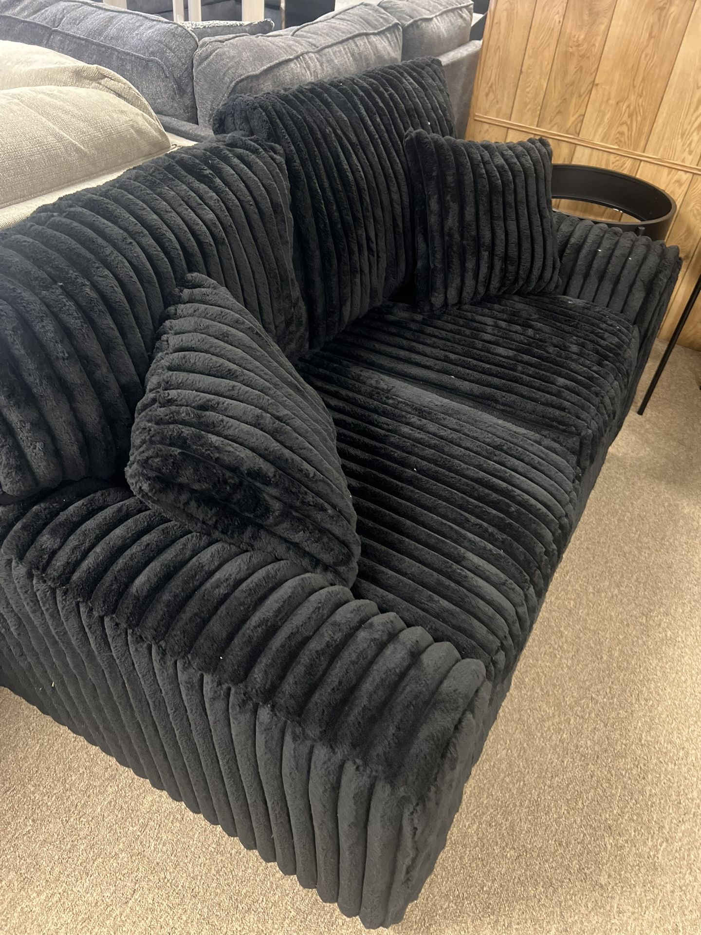 Cozy Style Nice Couch!