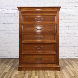 Ethan Allen Medallion Tall Dresser ⚡️