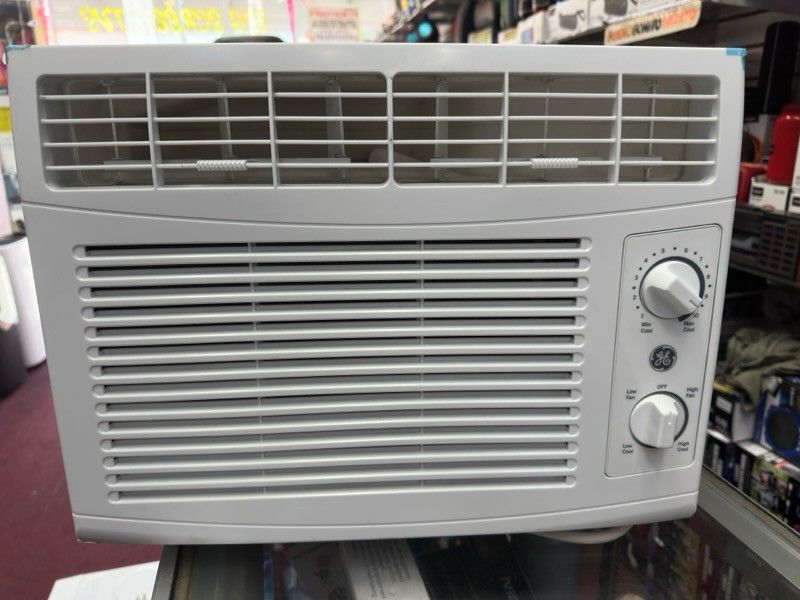 5000btu Mechanical Windows Ac. Complete Set New In Box With Warranty