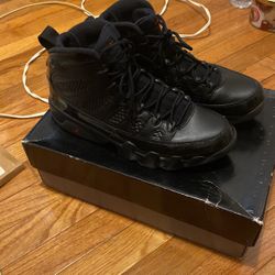 2018  Jordan Retro 9 breeds New Size 9.5 Local Pick Up