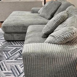 Brand New/ Gray Sofa Chaise, Sectional, Seccional, Couch// Delivery Available 