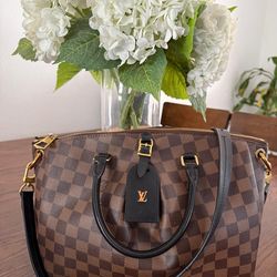 LV ODEON TOTE MM