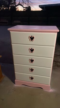 Butterfly Kisses-5 Drawer Chest!