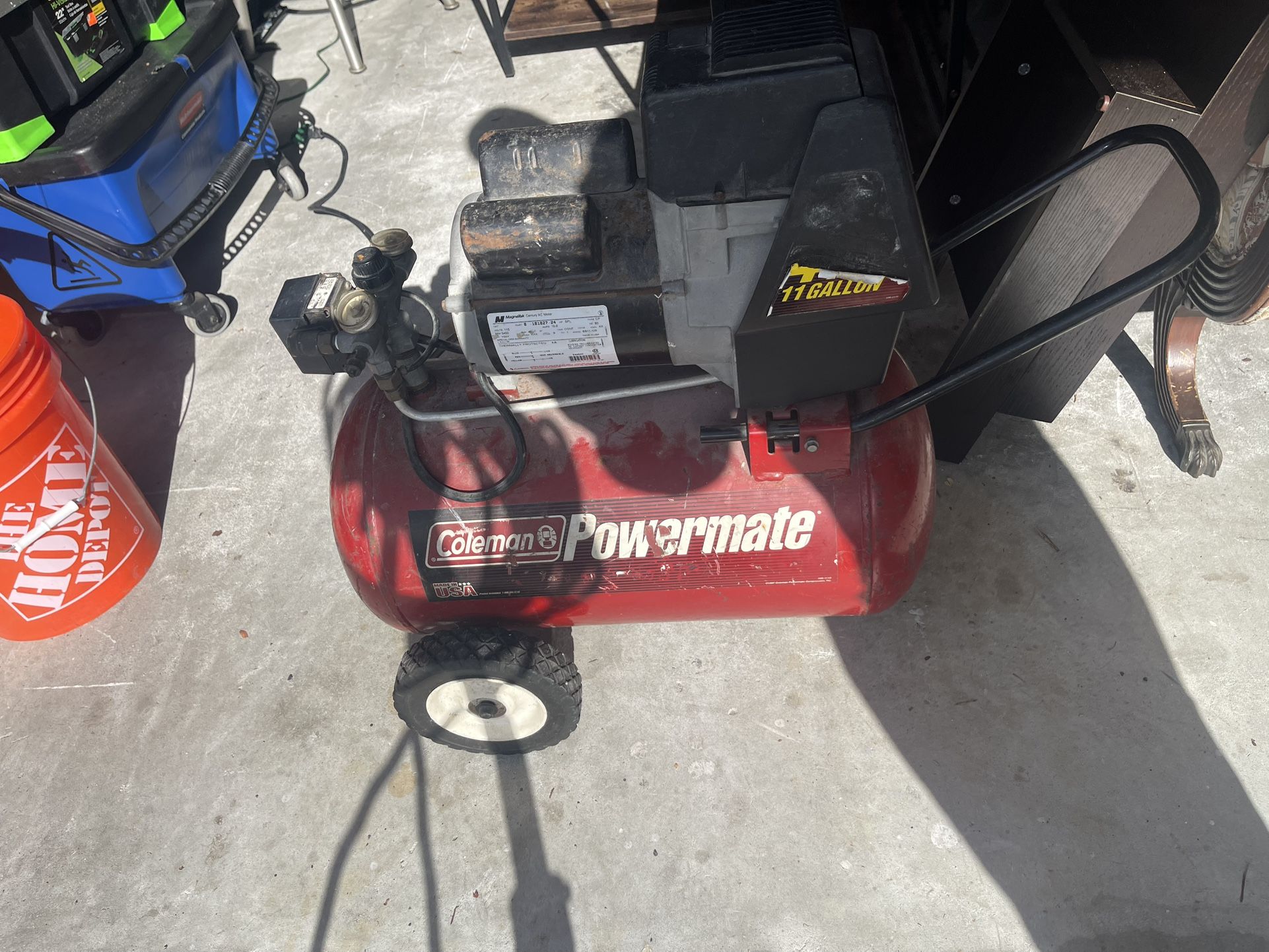 Air compressor