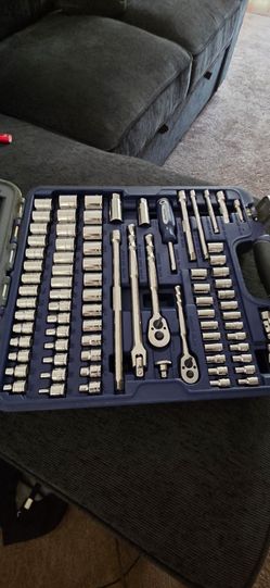 Bluepoint 100 pc Combination