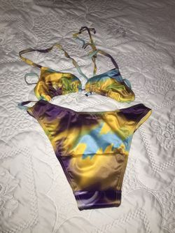 New Bikini 👙 size small . Nuevo Bikini talla pequeña