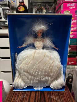 Mattel 1994 Enchanted Seasons Collection Snow Princess Blonde Barbie Doll