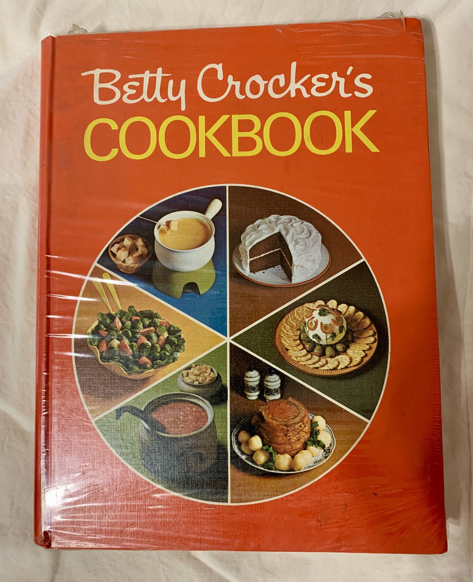 Vintage Betty Crocker Cookbook
