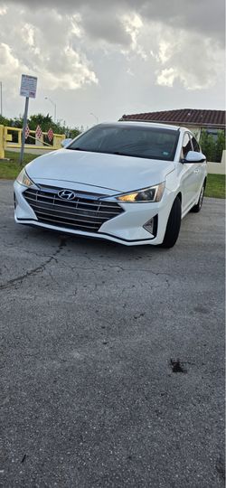 2020 Hyundai Elantra