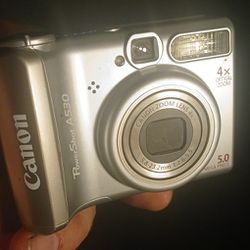 Silver Canon Powershot A530 Digital Camera!