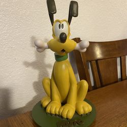 Collectible  Pluto Statue