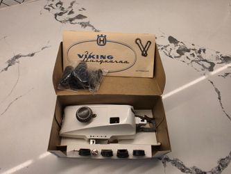 Vintage Viking Husqvarna Model VL Buttonholer Attachment Set in Box with Manual & Templates