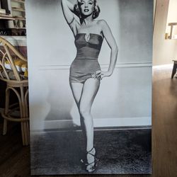 Marilyn Monroe Can Black And White 5x3