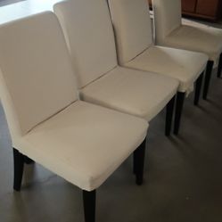 Dinner Table And Chairs 
