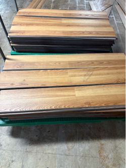 Vinyl floor water resistant for sale