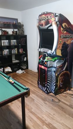 Big Buck Hunter Safari arcade game real arcade game plays four buckhunter games