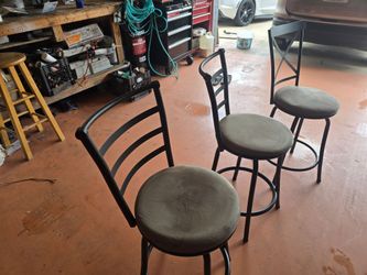 Bar stool