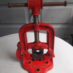 Heavy Duty Bench Pipe Vise