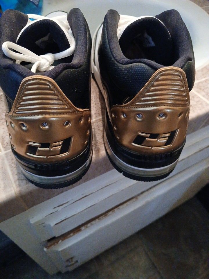 9 NEW PAIRS MEN'S NIKE SHOES