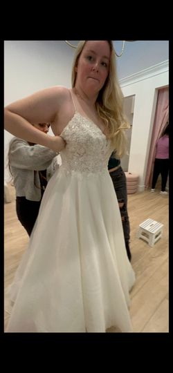 Wedding dress - New $400 OBO