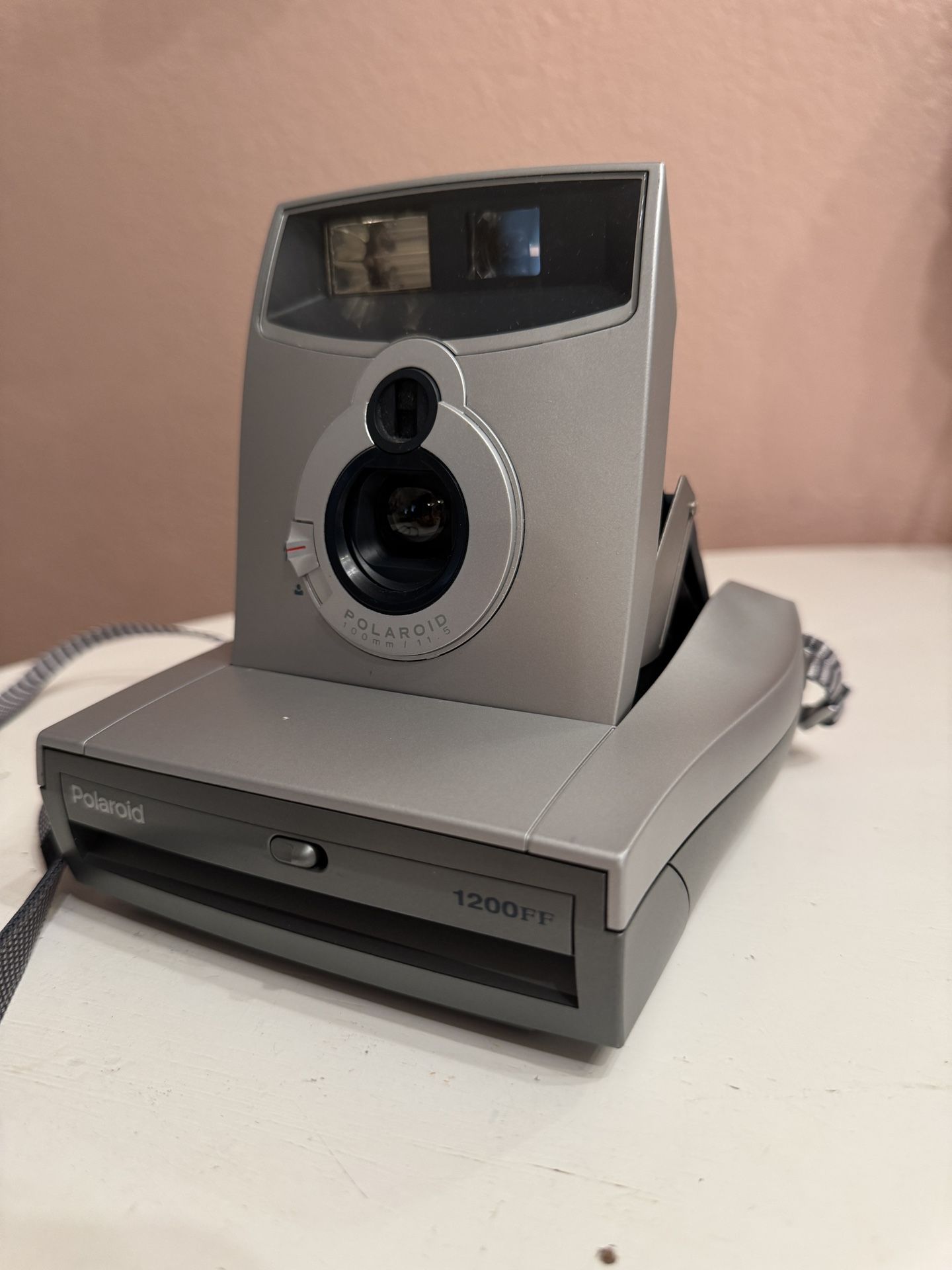 Polaroid Wide Angle 1200ff Vintage Camera