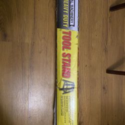 Central Machinery 29 in. Tool Stand