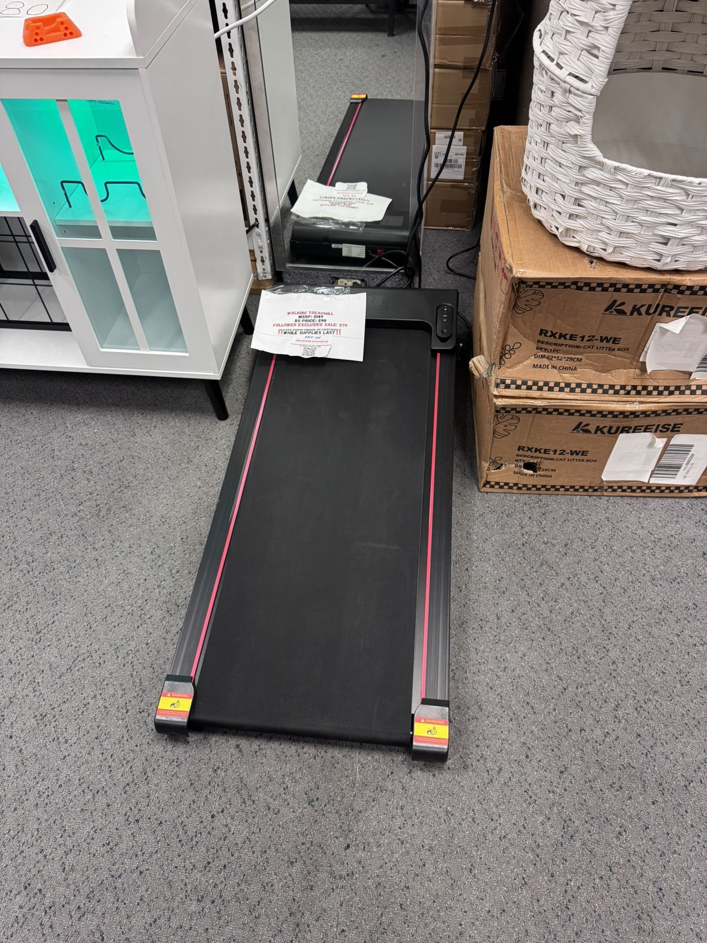 Treadmill（brand new in box）