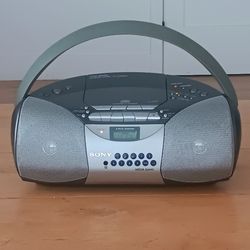 Vintage Sony Stereo Boombox
