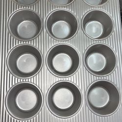 USA Muffin Pan 