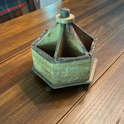 Rotating Pencil, Pen, Brush, Marker, make up Organizer.