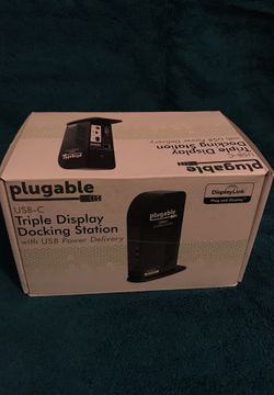 Triple display docking station