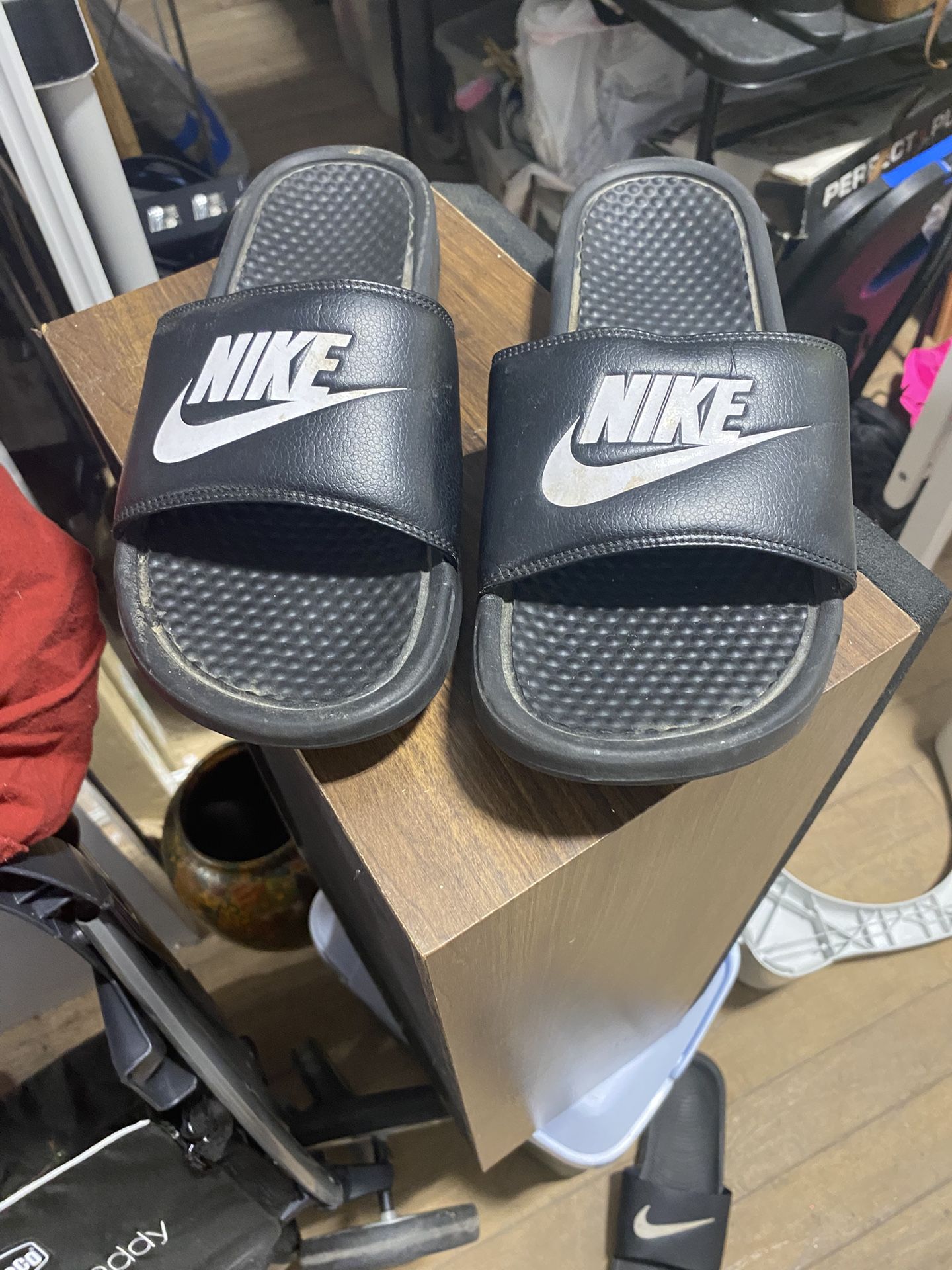 Nike Slides Sz 11 Men’s