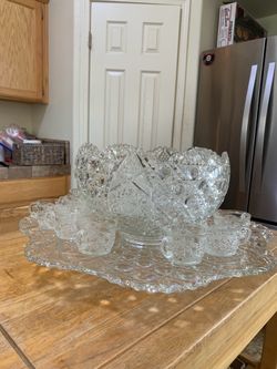 Elegant punch bowl