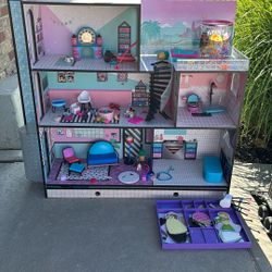 LOL Doll House