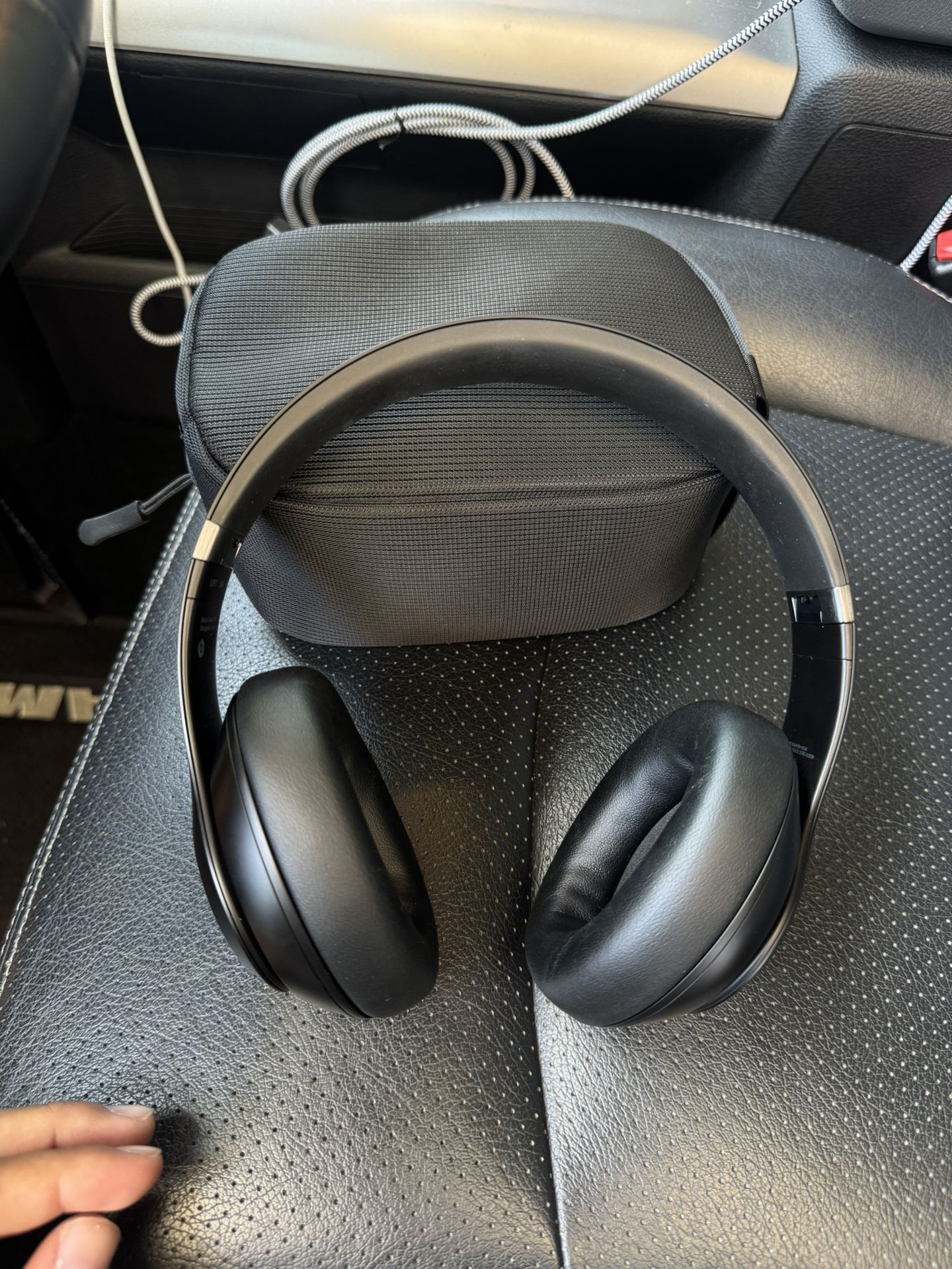 Beats Studio Pros