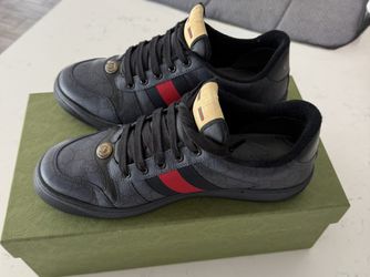 Men’s Gucci GG Screener sneaker. Gucci 8 (10 In US Shoes )