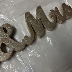 Mr & Mrs wedding Sign Gold Glitter Thumbnail