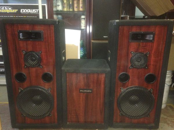  Pro  studio  home speakers for Sale in Corona CA OfferUp