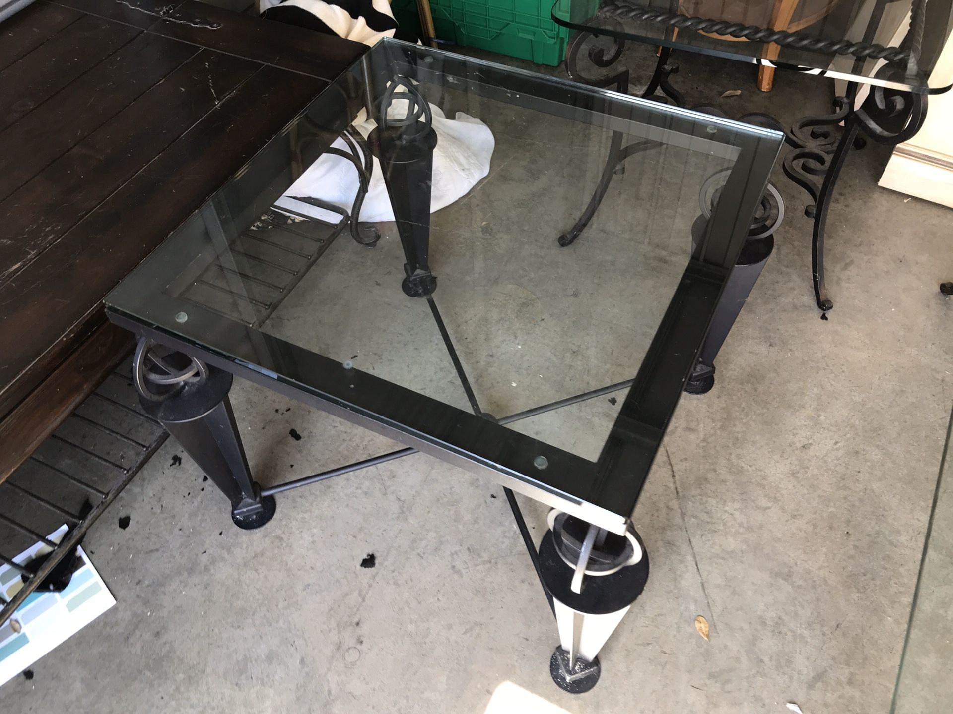 glass table 26x26”x22”