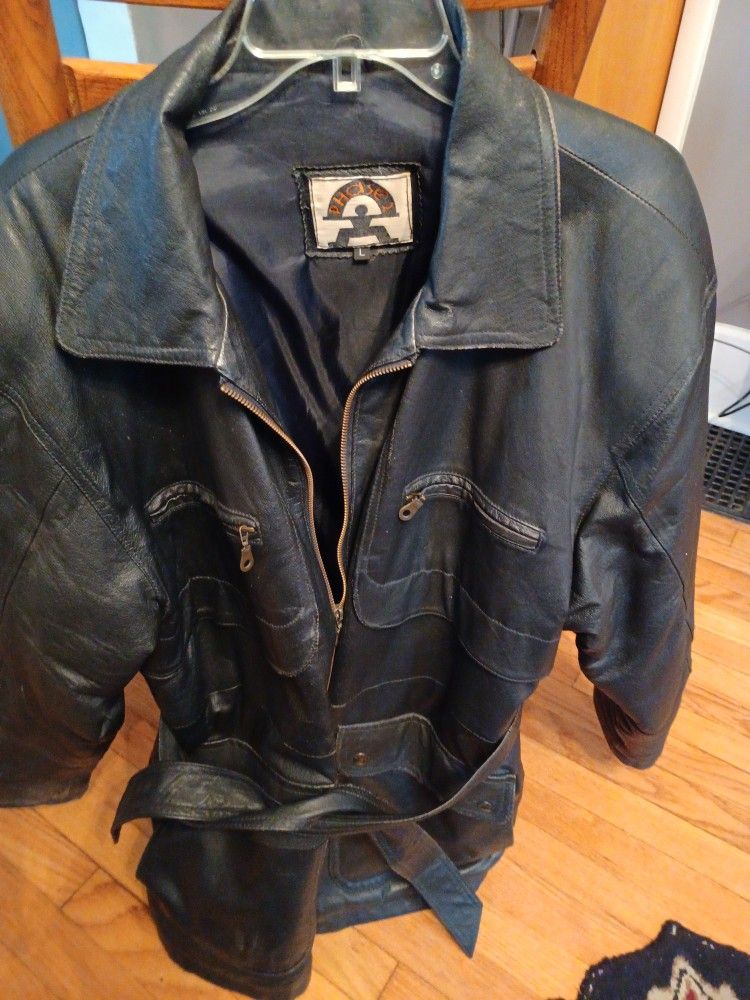Size Large Leather Jacket 3/4 Length