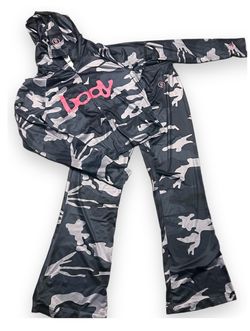 Grey and black camouflage model body