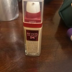 Revlon Age Defying Foundation 