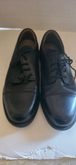 Black Leather Cap-Toe Oxford Dress Shoes