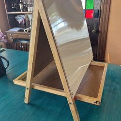 Lakeshore Desktop Easel