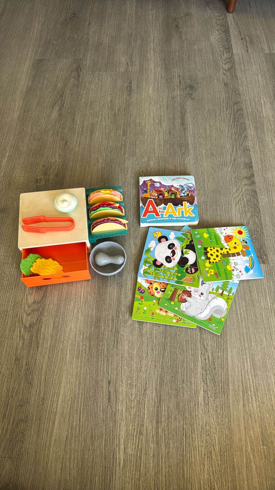 Kids Taco Play Set, Book And Puzzles