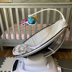 MamaRoo Baby Swing 