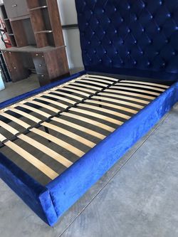 Queen bed